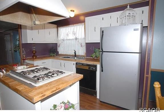5th image of 12 Nash Cir ## 36243