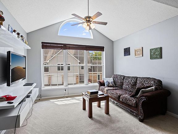 4th image of 6010 Chasewood Pkwy APT 205