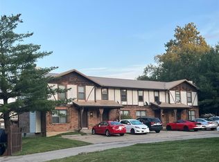335 Park West Dr UNIT A, Saint Peters, MO 63376