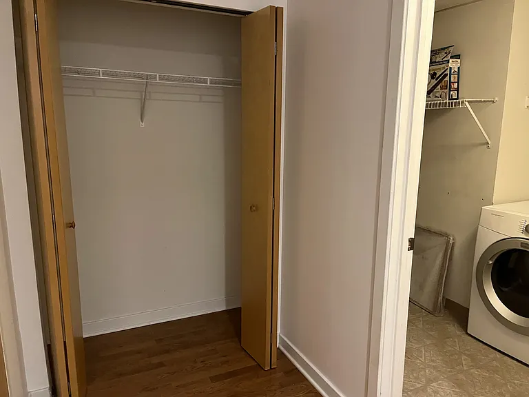 160 Fremont St #208 — Photo 6