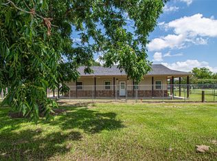1245 4th St, Hempstead, TX 77445