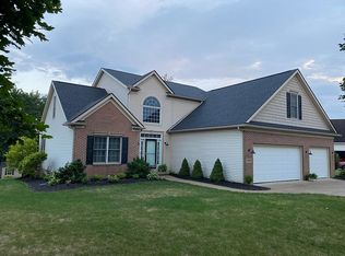 11478 Forest Meadow Cir NW, Uniontown, OH 44685