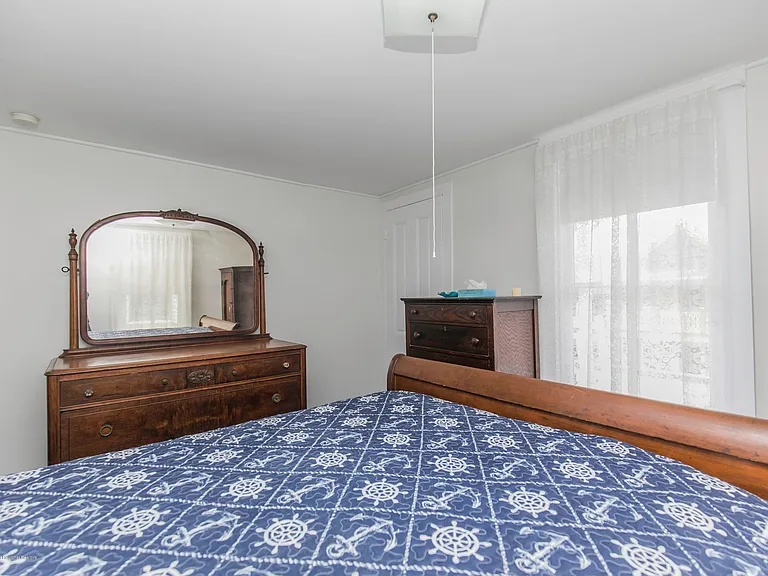 35 1/2 Olin St #B — Photo 12