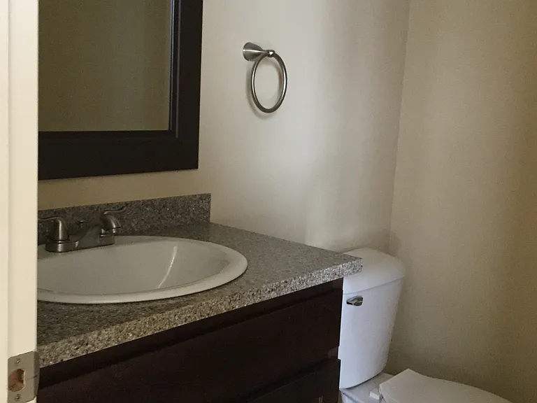 High Pointe Cir — Photo 2