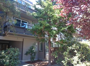 6055 35th Ave SW APT 102, Seattle, WA 98126