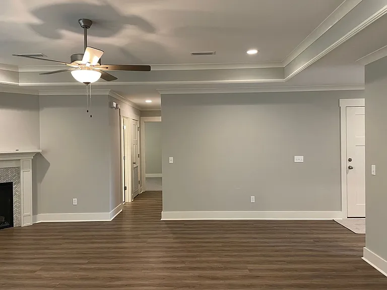 102 Rachel Dr #1 — Photo 3