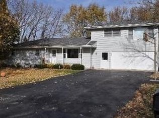 809 Chelsea St, New Lenox, IL 60451