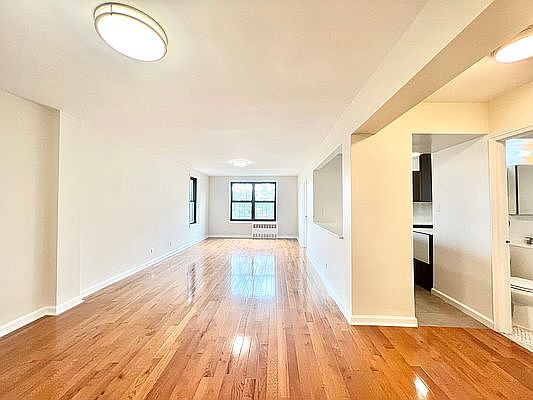 2nd image of 4125 Case St APT 5A