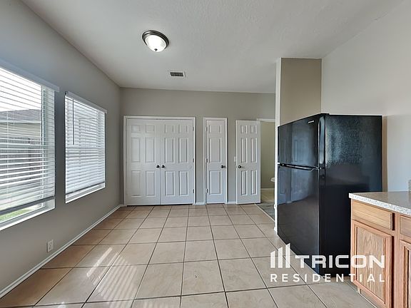 5th image of 18935 Sandelford Dr