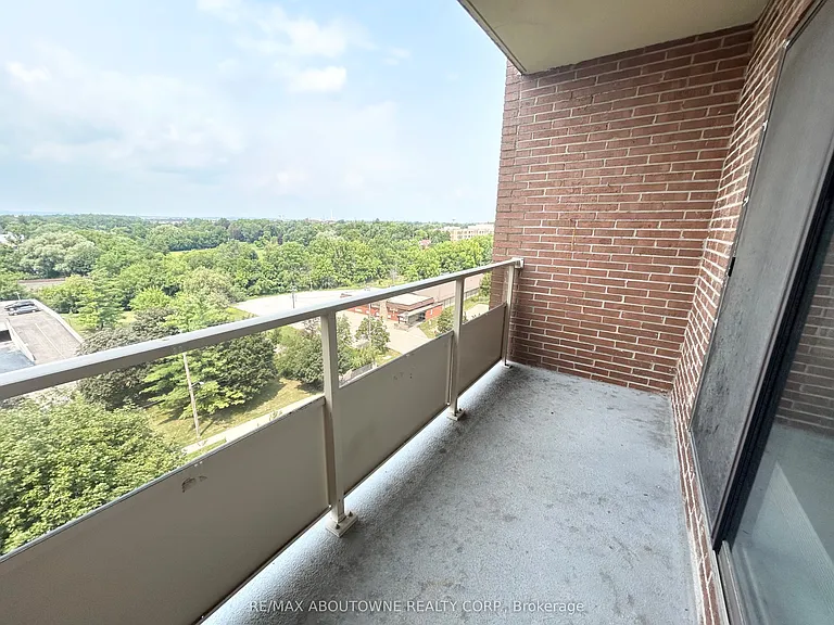 82 Millside Dr #904 — Photo 17