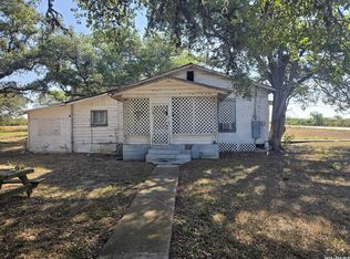 829 E Charco Rd, Tuleta, TX 78162