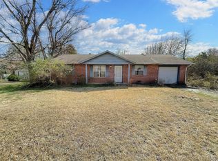 617 Scarlett Dr, Tahlequah, OK 74464