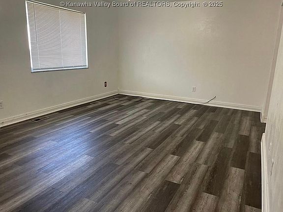 3rd image of 5314 Main Dr
