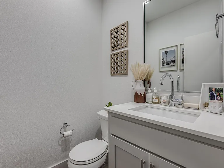 5602 Lindell Ave #D — Photo 9