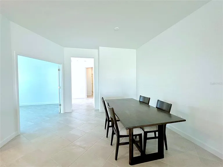 8225 Shore Lake Dr — Photo 5