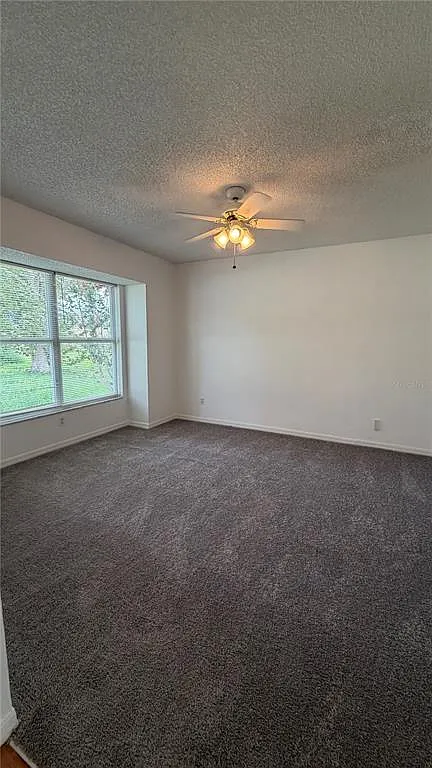 3 bed, 2.0 bath, 2230 sqft, $2,100 — Photo 3