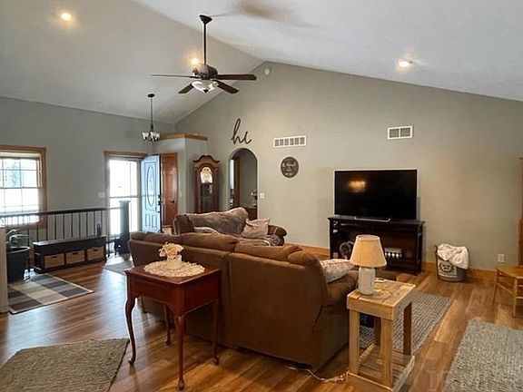 3rd image of 30549 Mary Don Ln