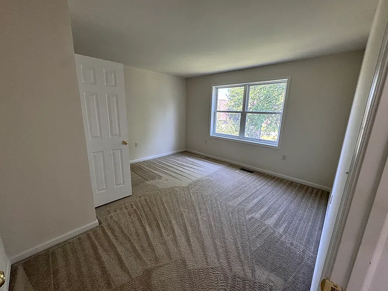 120 American Way — Photo 21