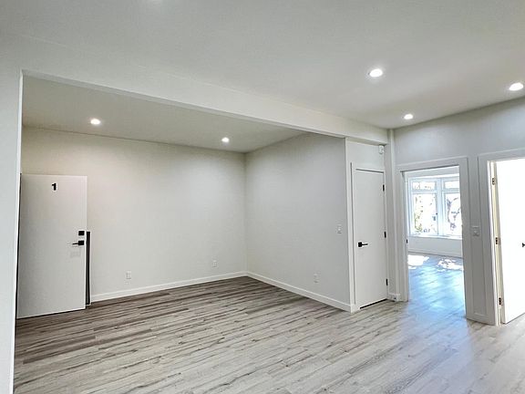 3rd image of 140 Page St APT 1