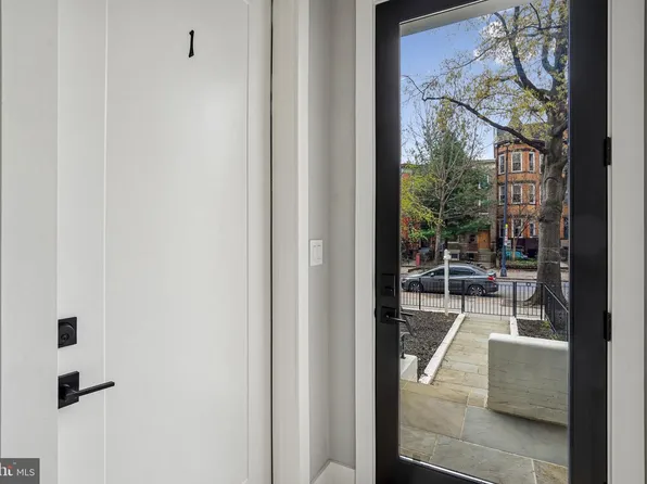 1329 Irving St NW APT 1, Washington, DC 20010