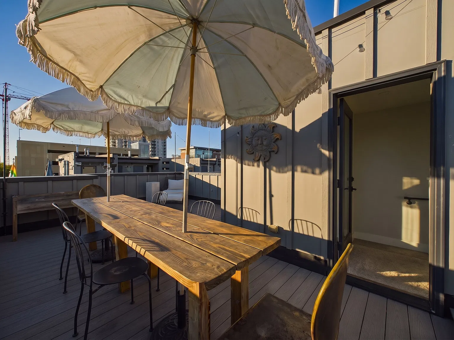 2 bed, 1302 sqft, $3,500 — Photo 3