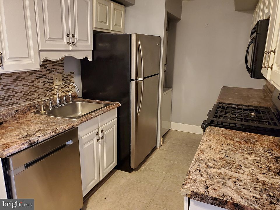 2nd image of 10239 Prince Pl Unit 26-303