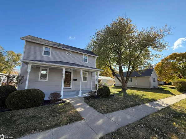 1504 S 14th St, Burlington, IA 52601