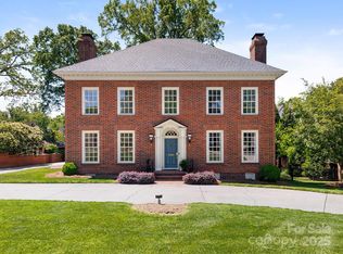 208 Huntley Pl, Charlotte, NC 28207