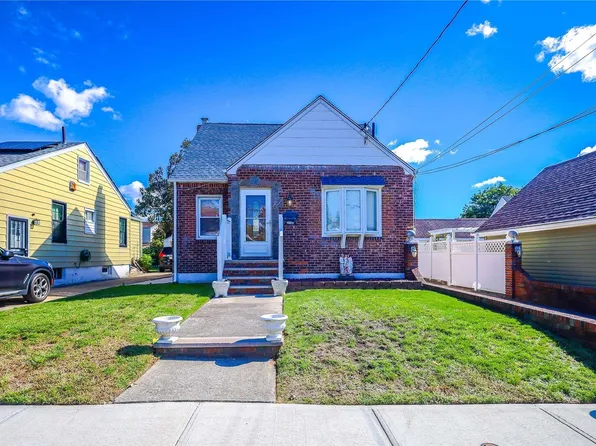 134-35 244th Street, Rosedale, NY 11422