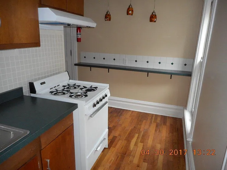 712 S Burdick St #4 — Photo 8