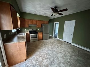 133 Keeley St #2, Fall River, MA 02723