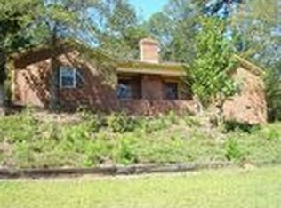 100 Regent Ct, Bogart, GA 30622