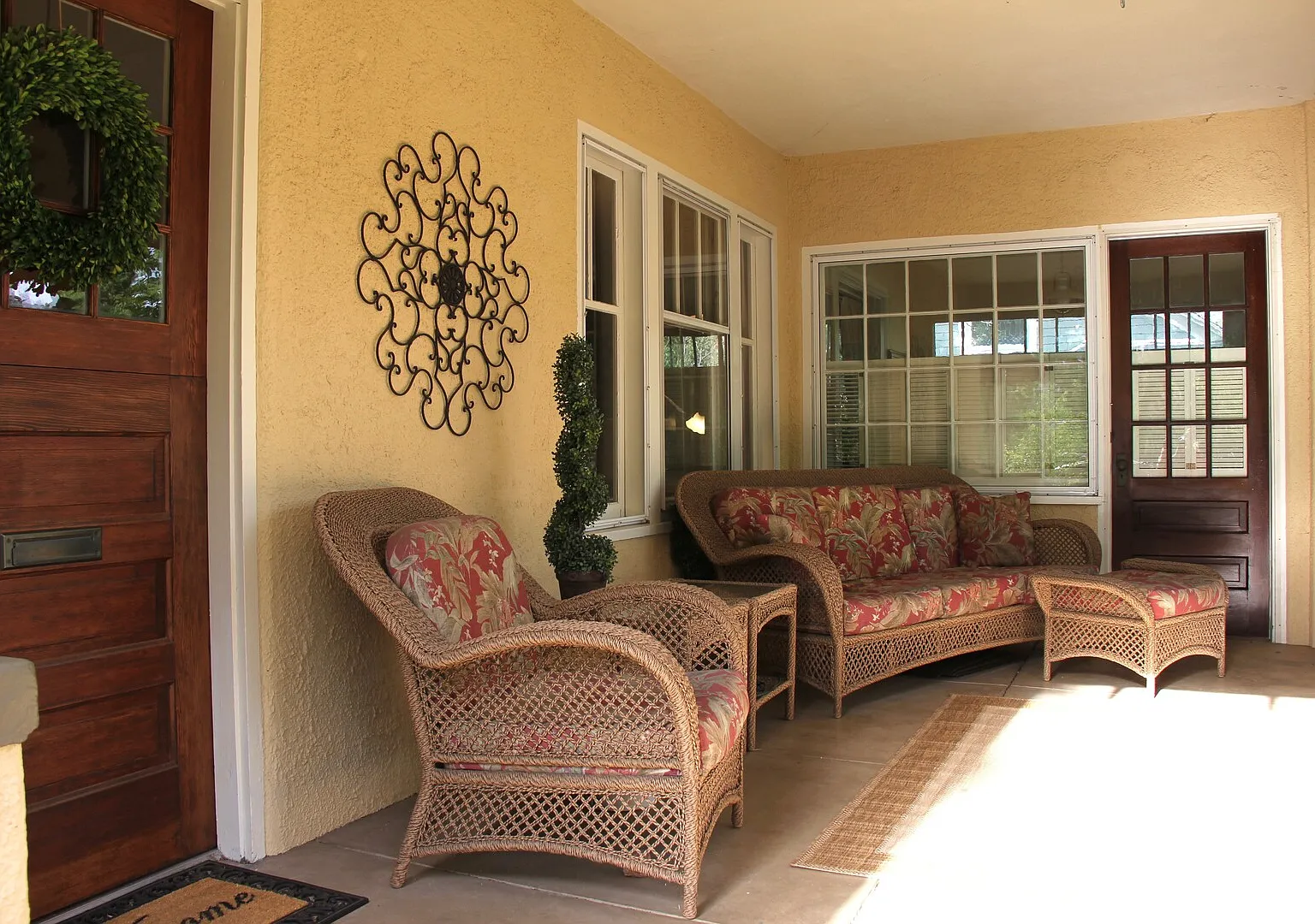 Bring the WHOLE Family: Pet & Family-Friendly Craftsman, central COS — Photo 3