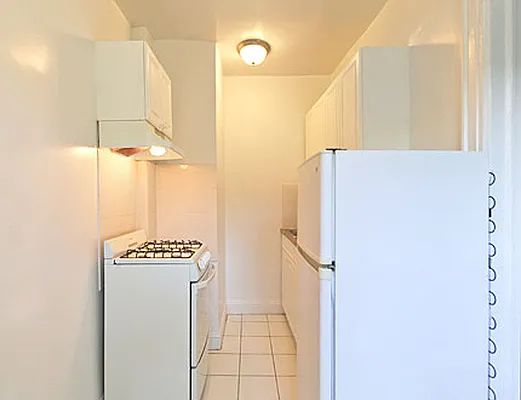 Rented by SW Queens Mezzanine | media 8