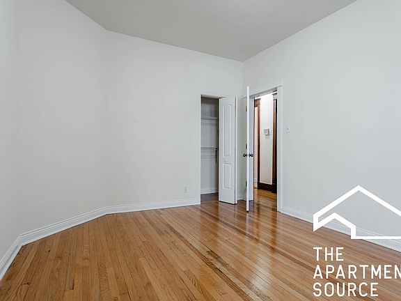 4th image of 2455 N Spaulding Ave APT 1