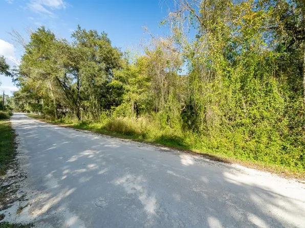 3232 Polaris Rd #41, Dade City, FL 33523