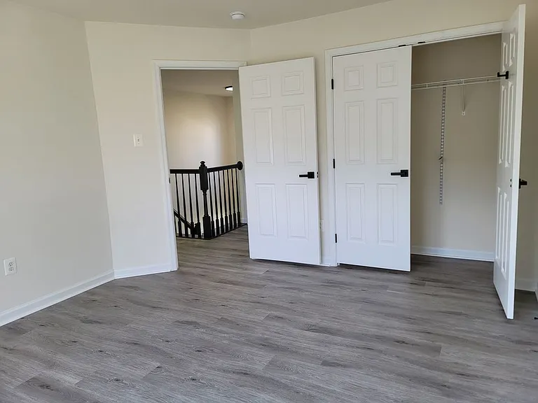 1808 Whispering Meadow Ct — Photo 17