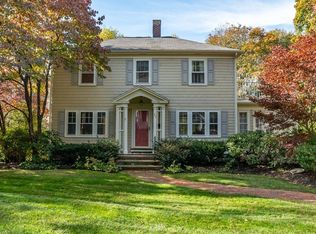 27 Heckle St, Wellesley, MA 02481
