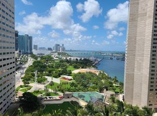 325 Biscayne Blvd #2220, Miami, FL 33130