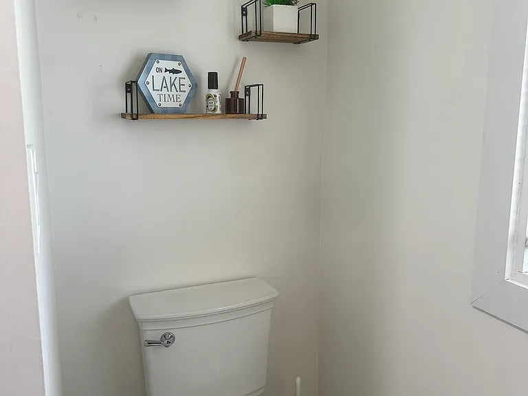 1246 Palmer Cir — Photo 2