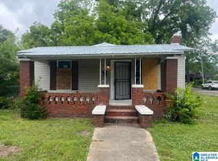 616 62nd St, Fairfield, AL 35064