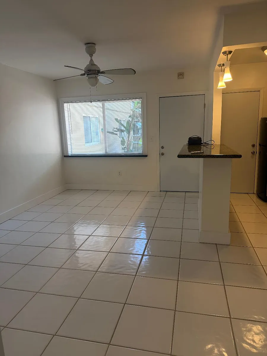 Building Photo - 6310 SW 79th St