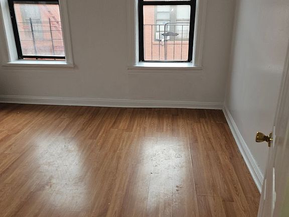 2nd image of 1152-1156 Colgate Ave #1152-3D