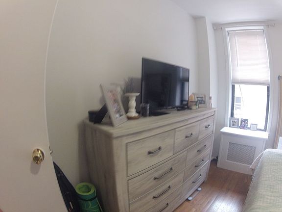 5th image of 1376 3rd Ave #2RE