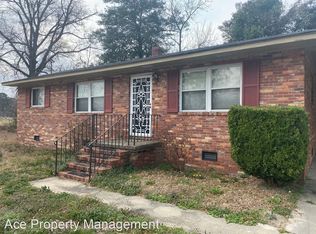 1945 Sloan Ave, Fayetteville, NC 28312