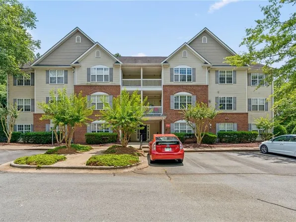 4712 Brighton Park Dr Unit 1A, Winston Salem, NC 27103