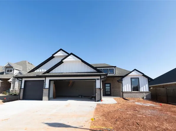 3300 Porter Dr, Edmond, OK 73012
