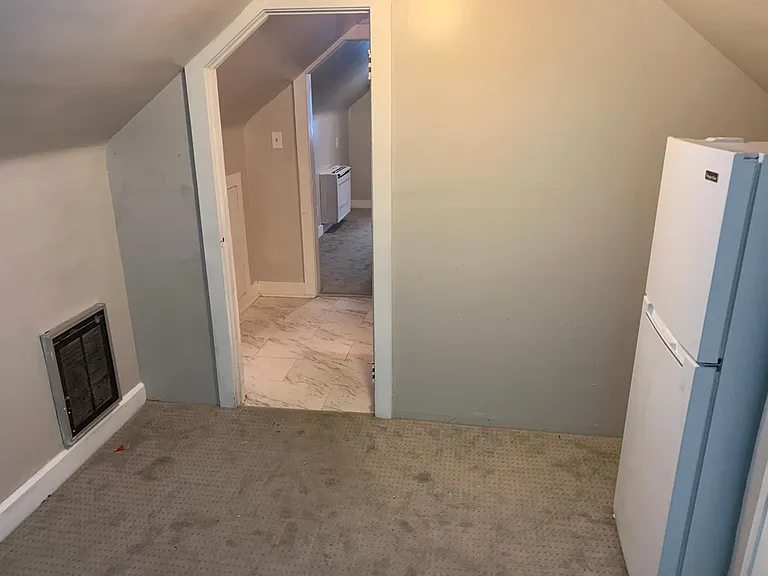 3327 Clarendon Rd #3 — Photo 16