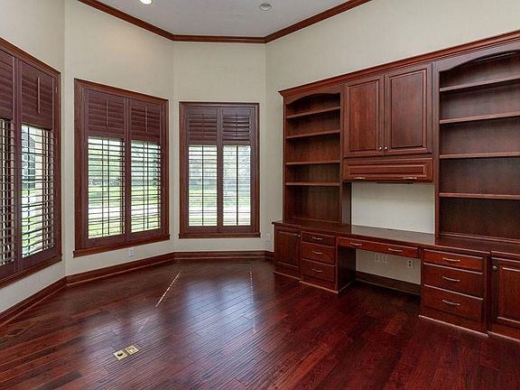 5th image of 14260 Waterway Blvd