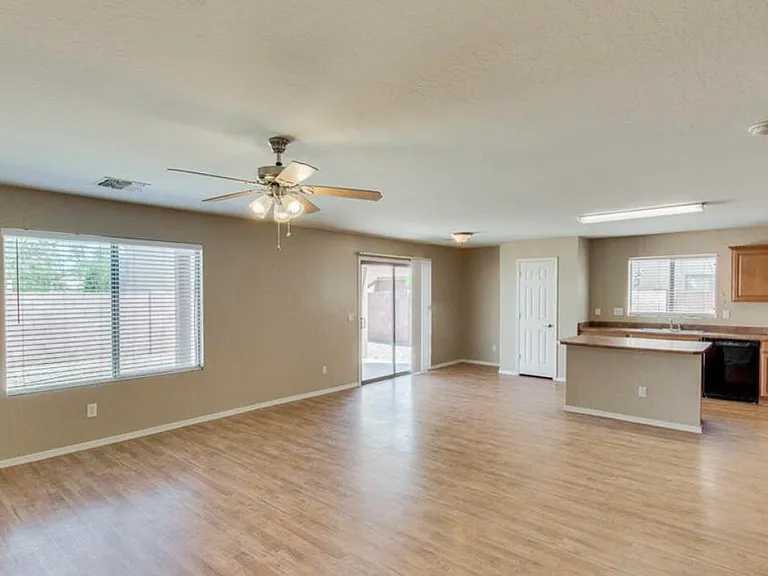 3886 W Dancer Ln — Photo 11